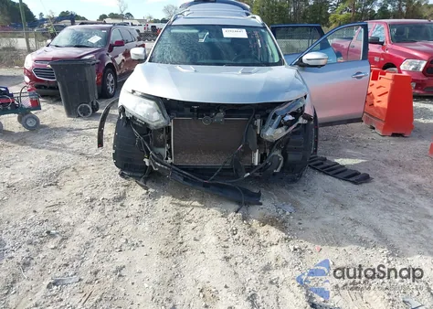 2016 Nissan Rogue Sv z USA, uszkodzony, nr VIN 5N1AT2MV7GC810601